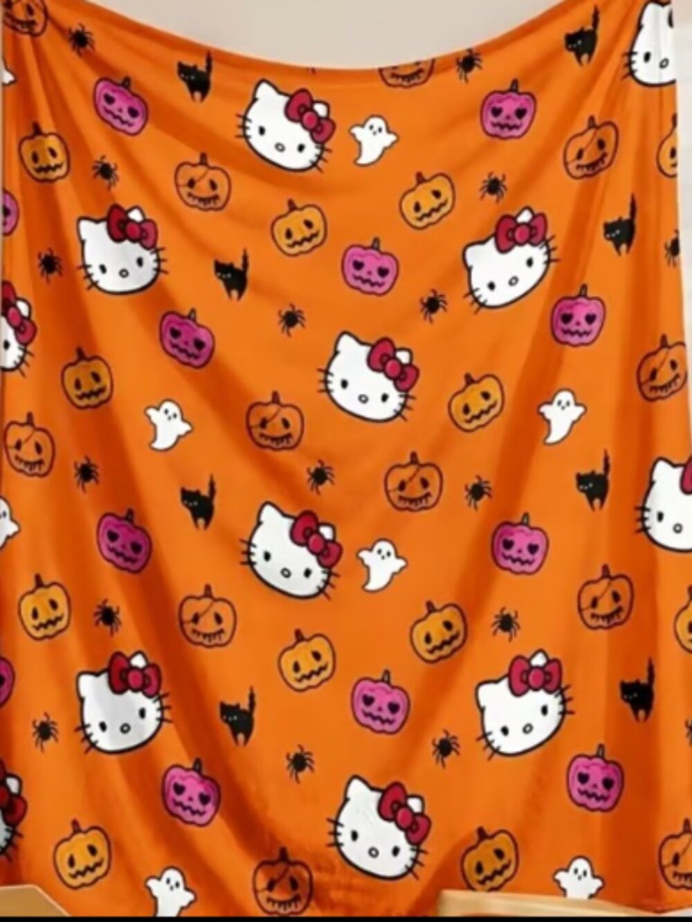 Hello Kitty Halloween Orange & Pink Pumpkins Plush Blanket
